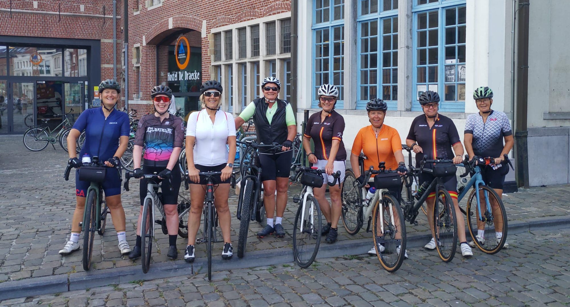 fietsvakantie in Gent met Vlaamse Jeugdherbergen HI Hostels Flanders Vlaanderen