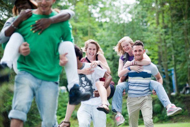 Groep jongeren in Wallonië